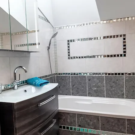 Apartamento Cosmea In By Interhome *
